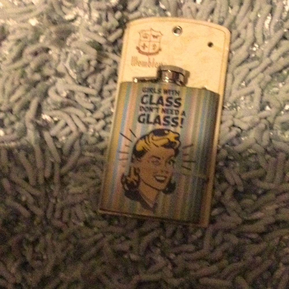 Wembley flask
